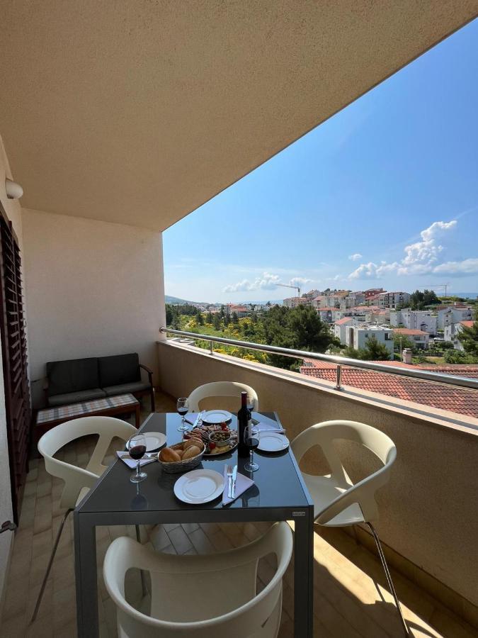 Apartment Lily Podstrana Kültér fotó